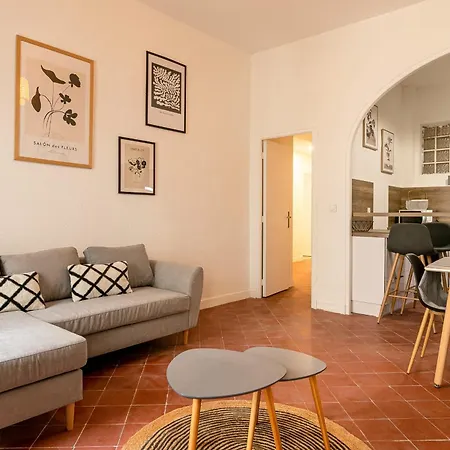 Lumineux T5 - Climatisation * Perpignan